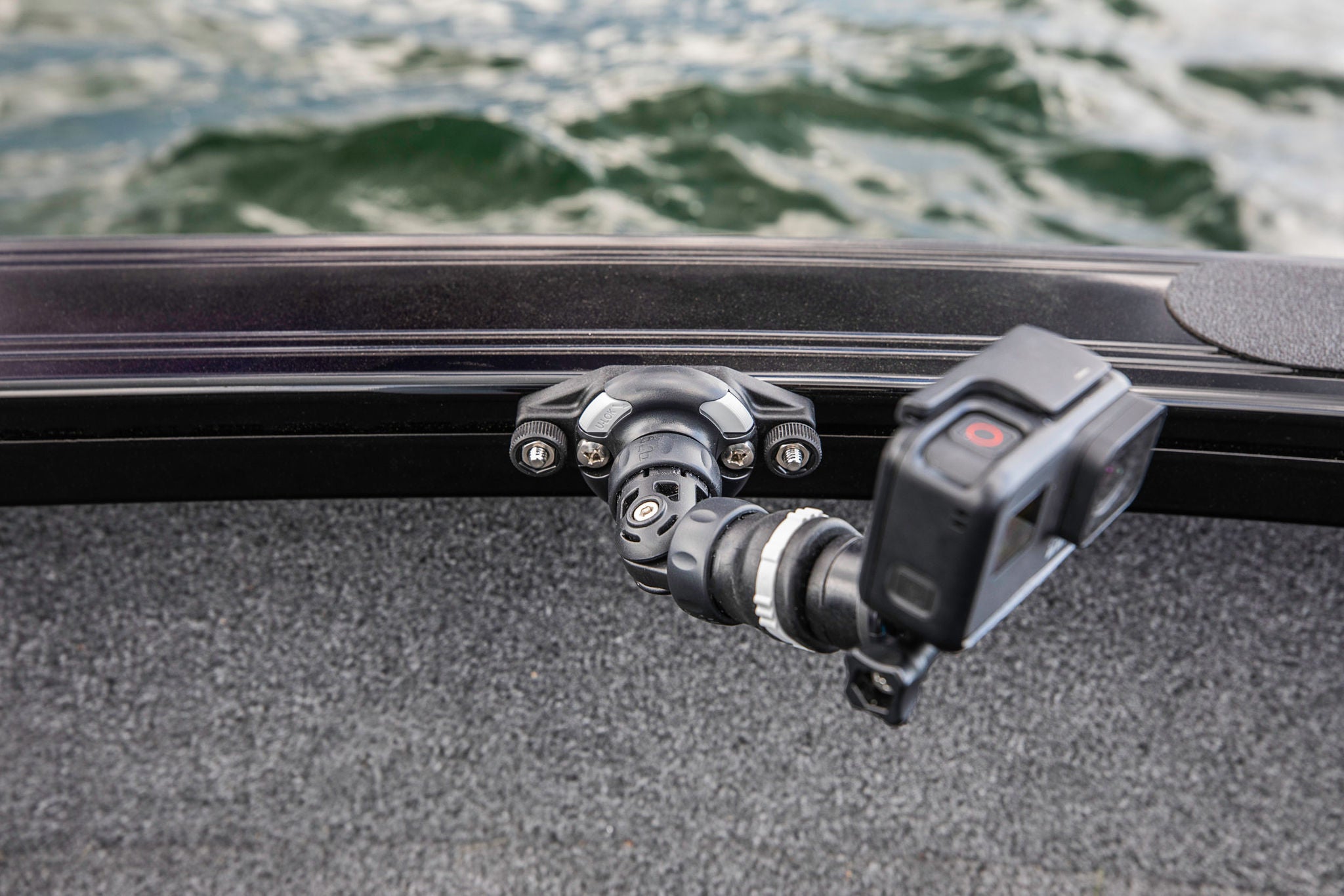1750 Pro Tiller Key Feature 2 x 2 417463