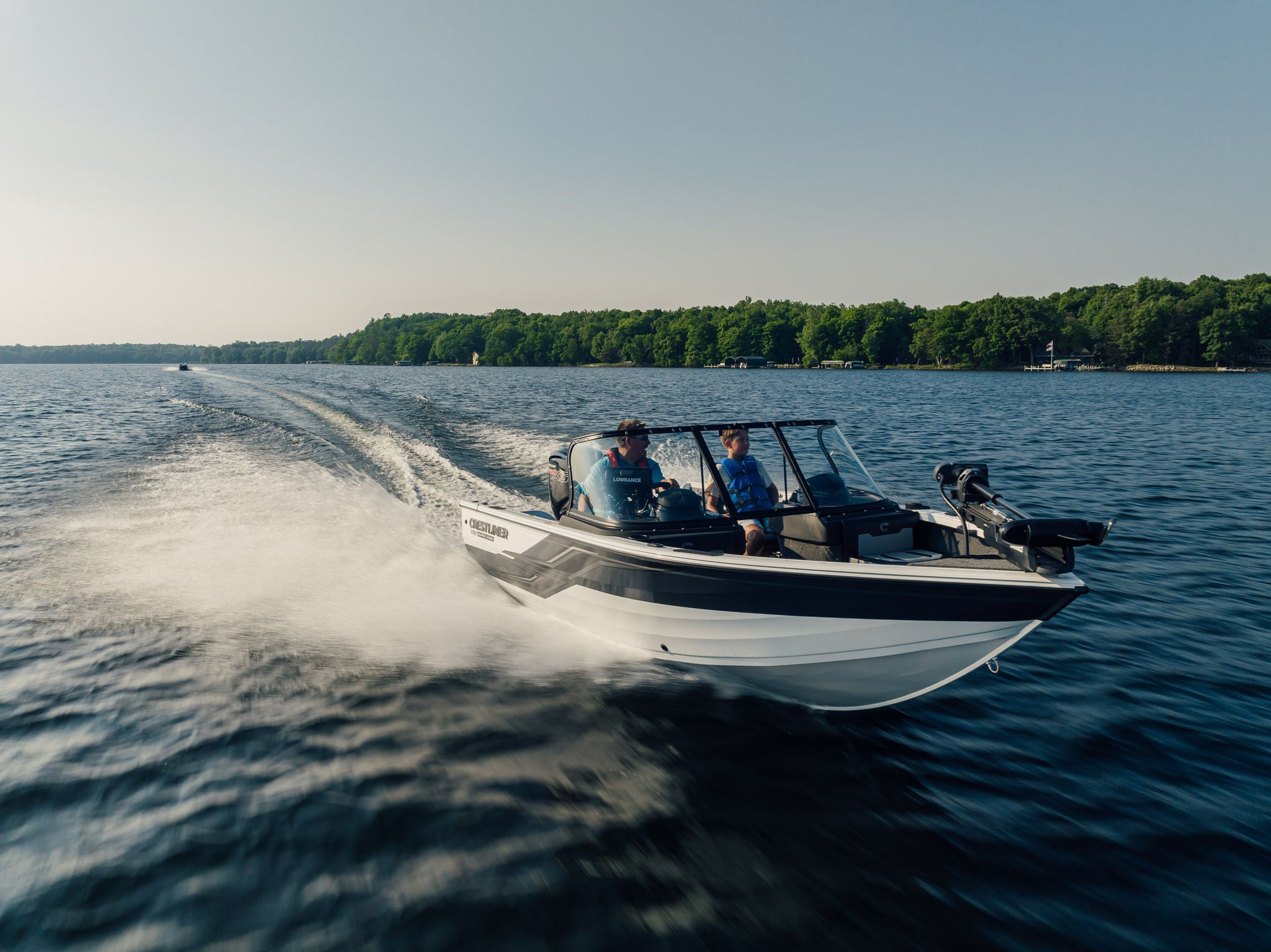 Crestliner 1750 Super Hawk Image