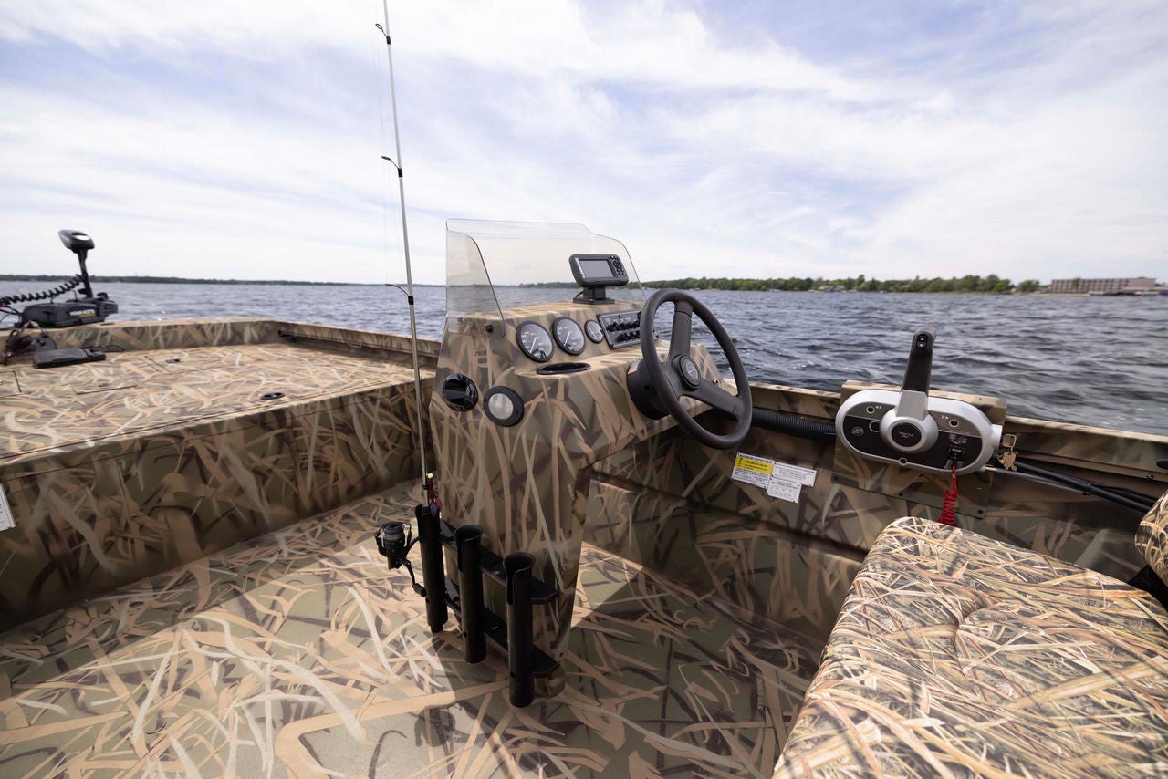 Crestliner 2070 Retriever SCHD Image