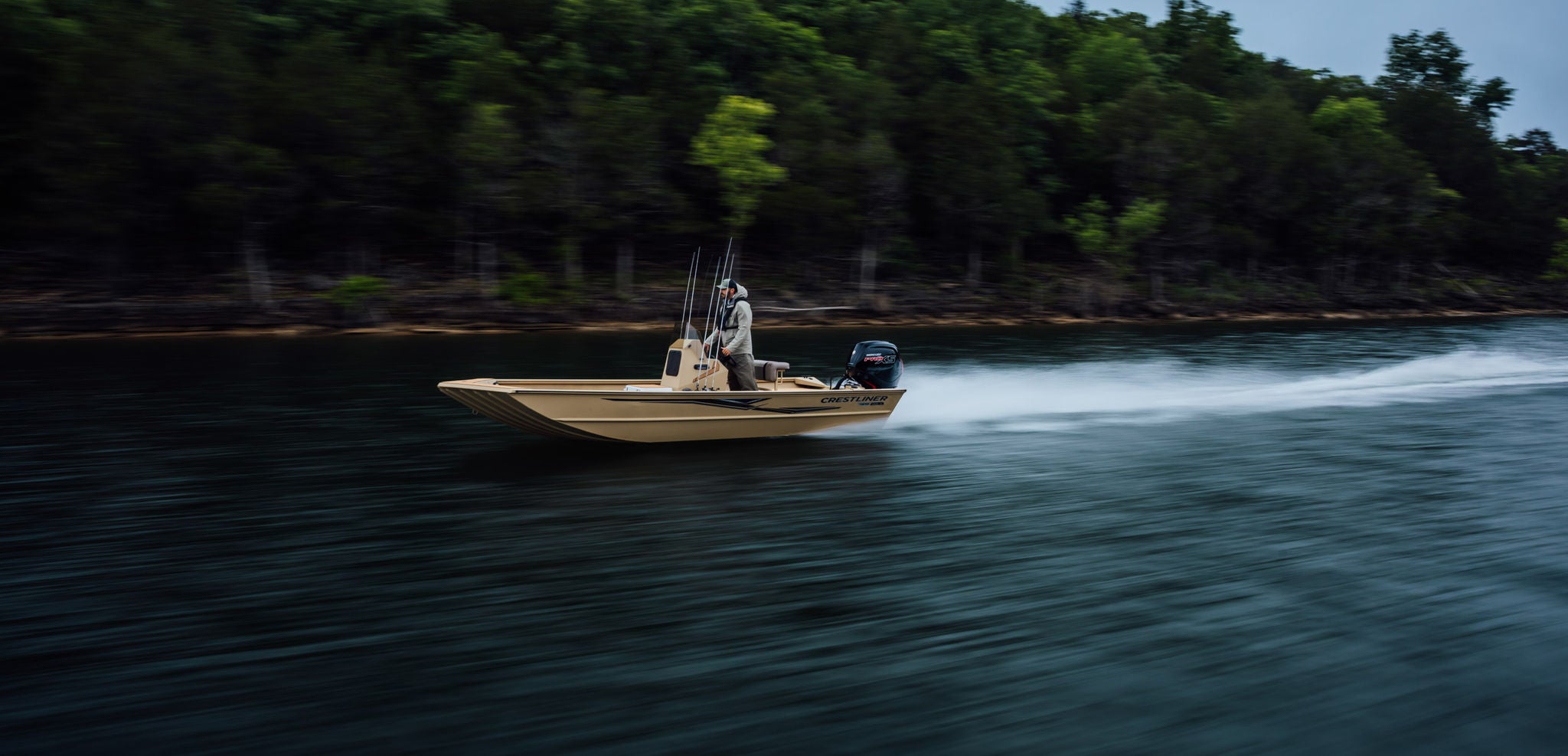 Crestliner RB-X 1870 Running image