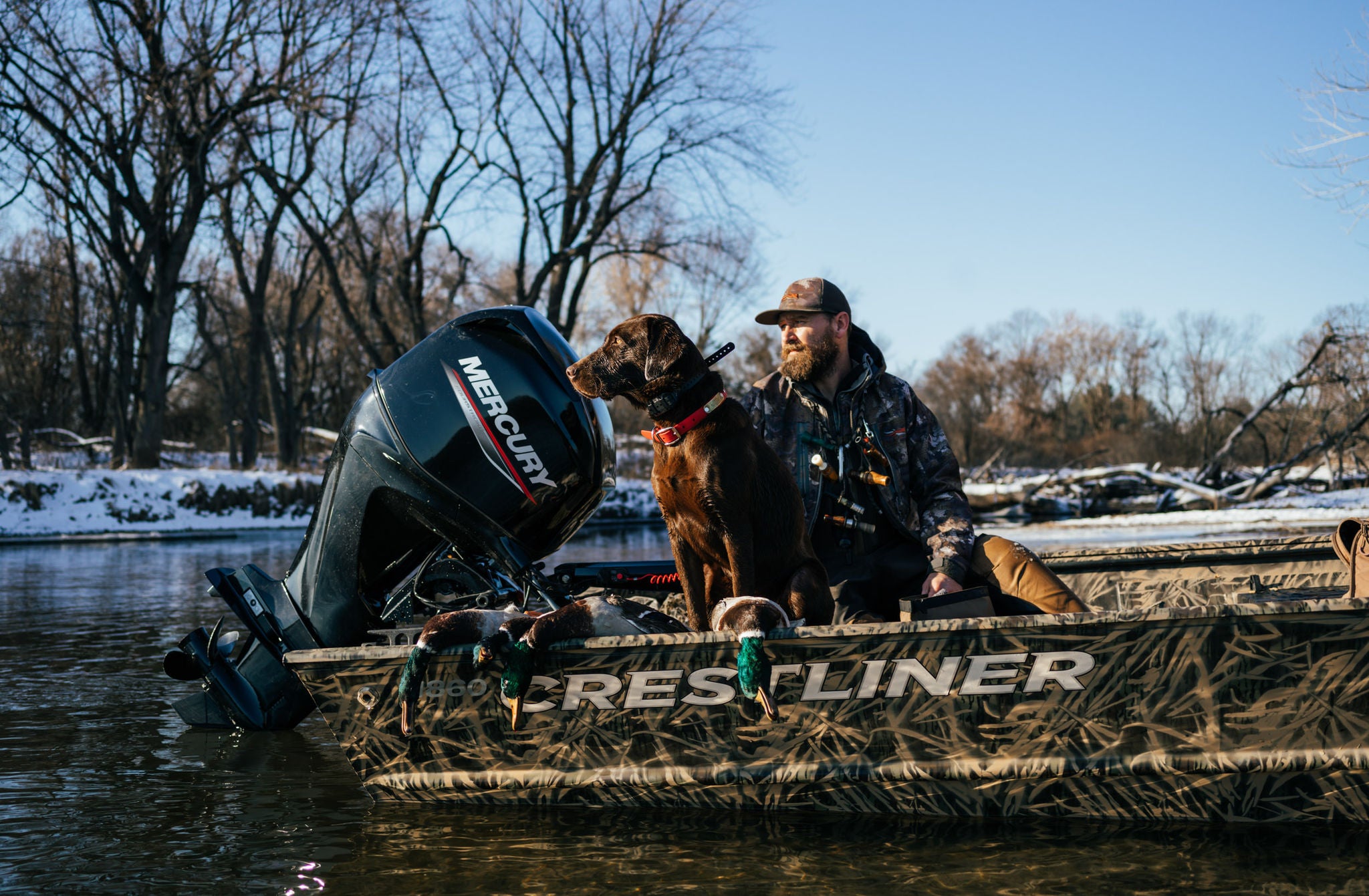 Crestliner 1860 Retriever Jon Deluxe Image