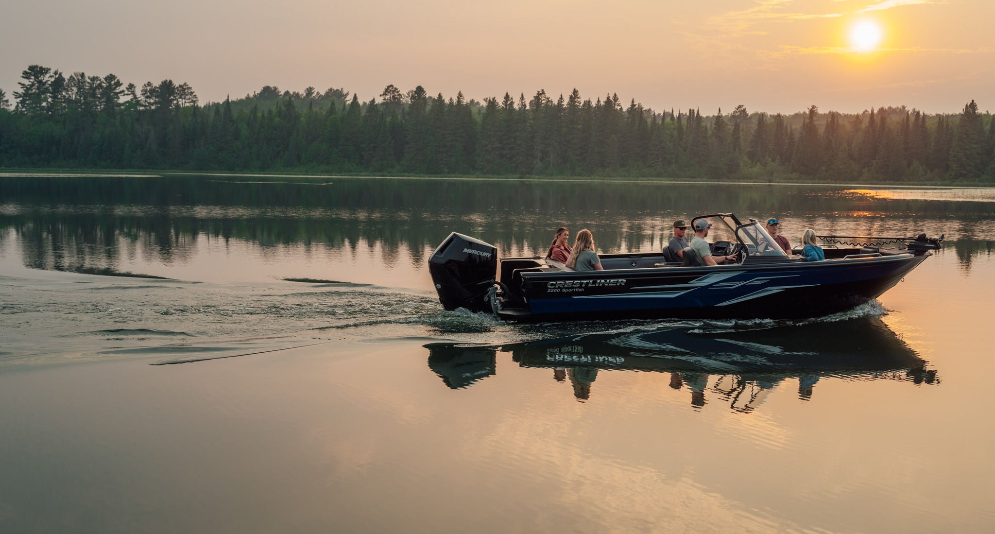 Crestliner 2250 Sportfish Lifestyle Image