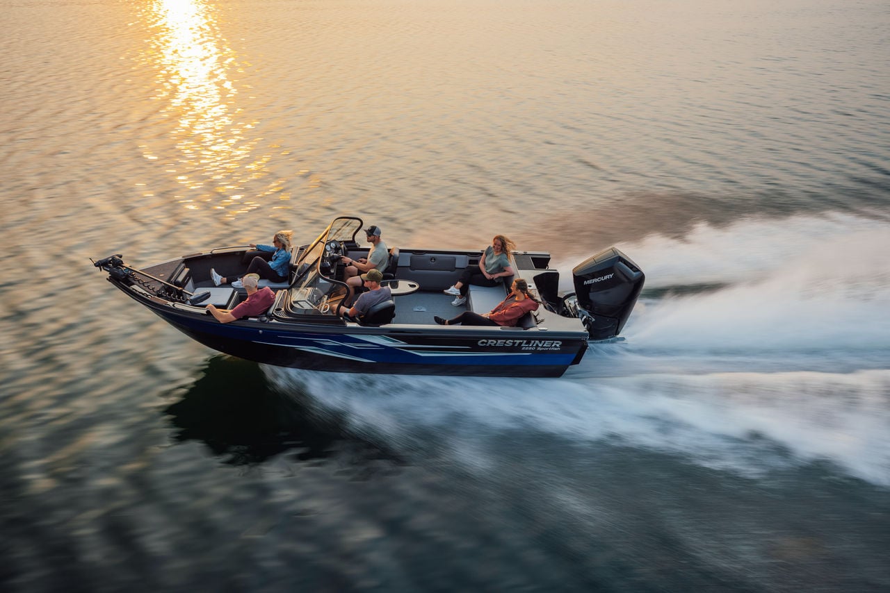 Crestliner 2250 Sportfish Lifestyle Image
