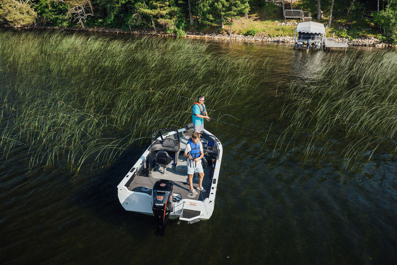Crestliner 1750 Super Hawk Image
