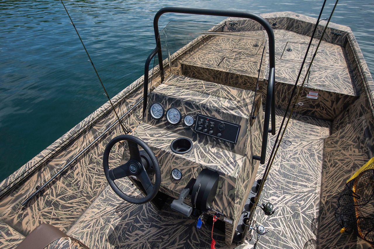 Crestliner 1860 Retriever CC