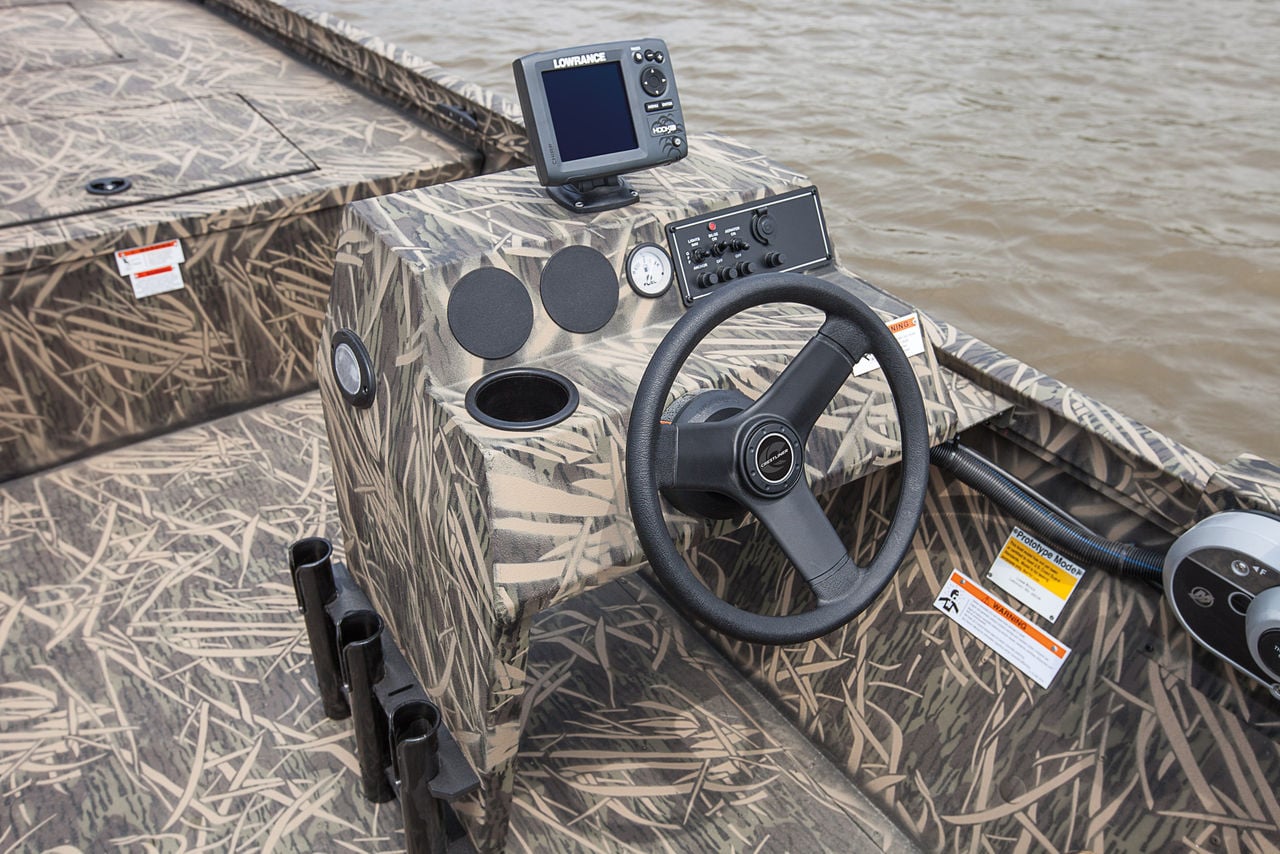 Crestliner 1660 Retriever SC Image