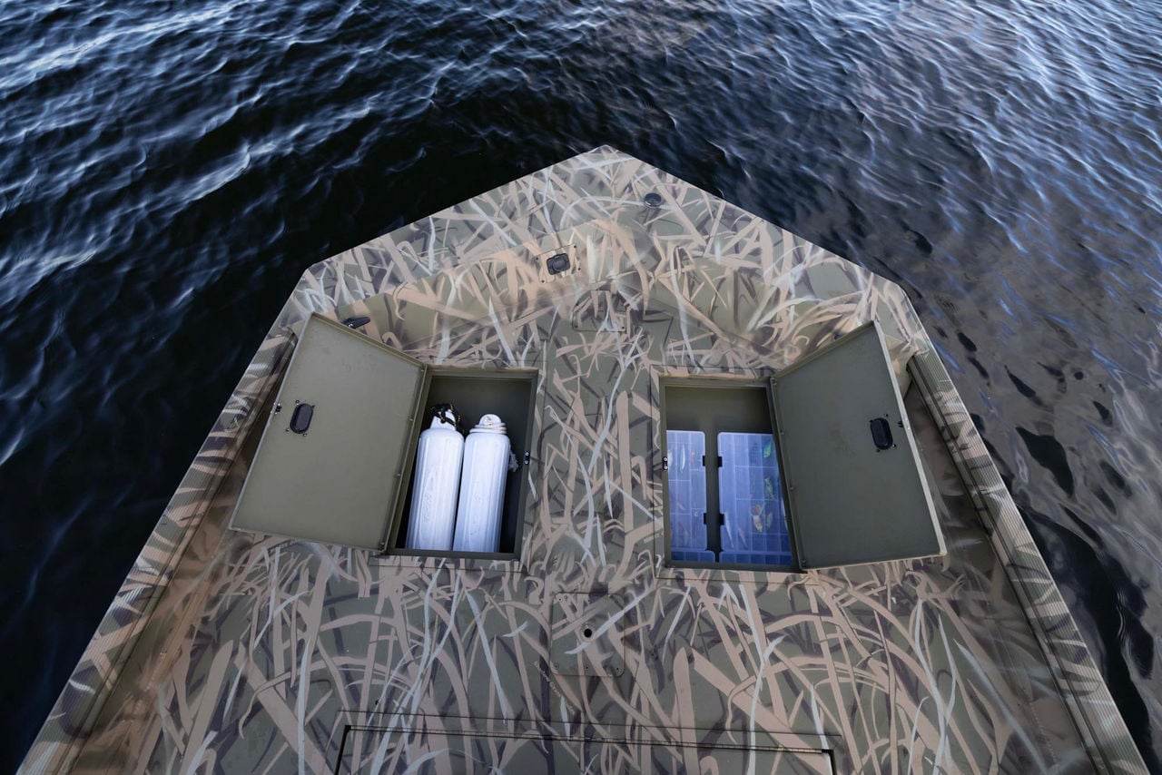 Crestliner bow storage