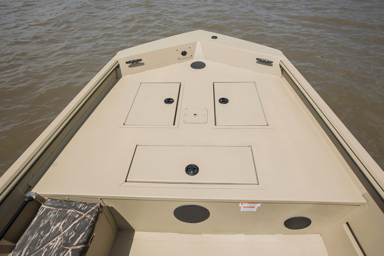 1660 Retriever Jon Deluxe Image